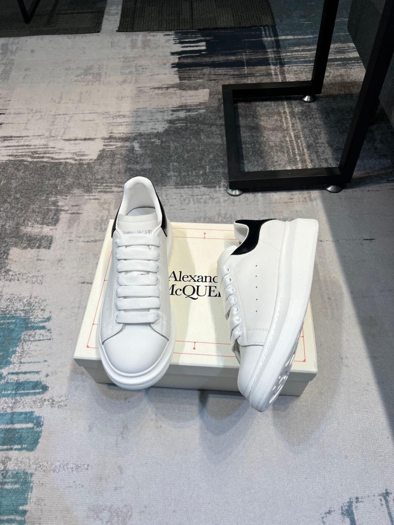 Alexander Mcqueen Casual Shoes